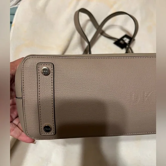 DKNY tote bag - Picture 2 of 11